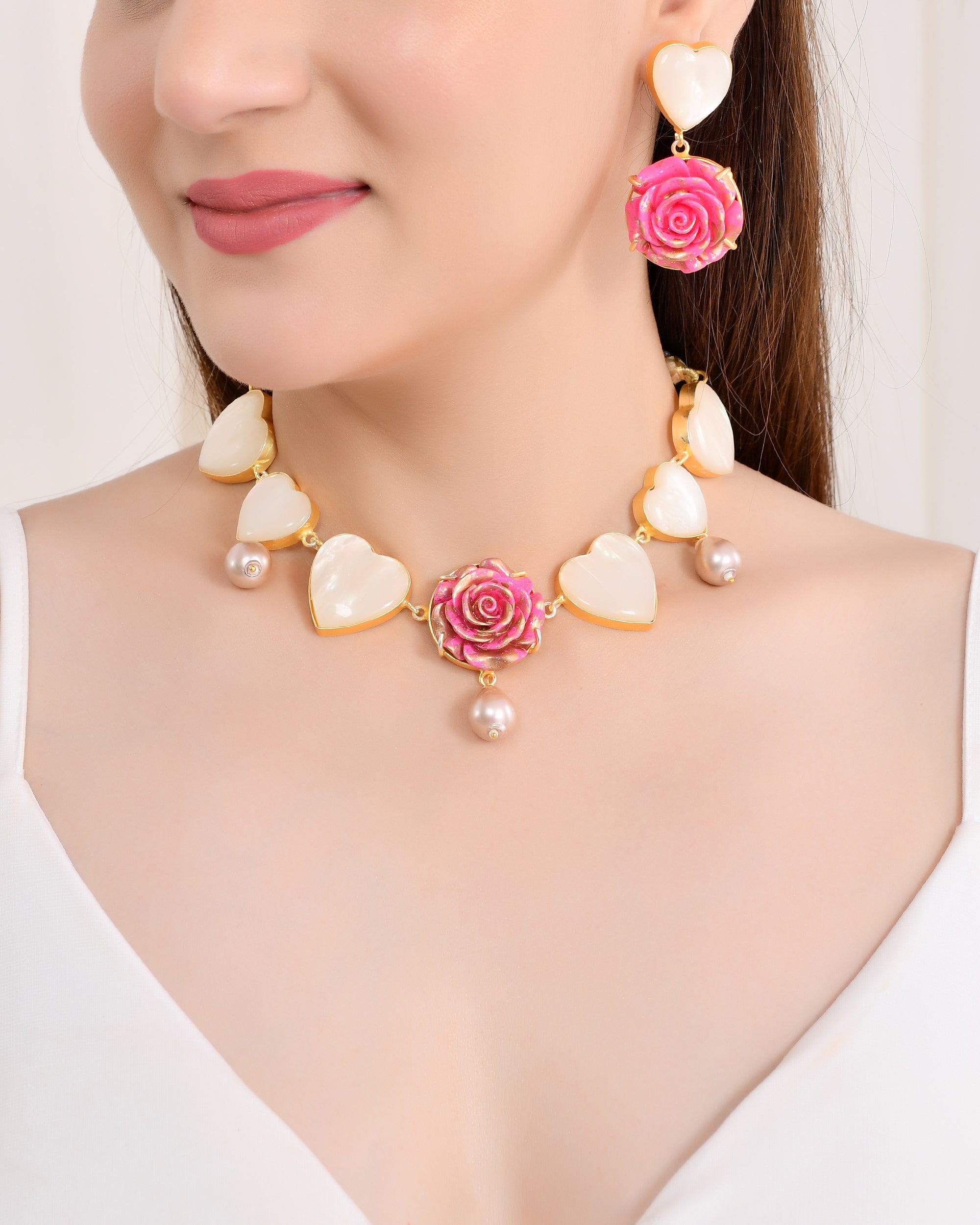 PINK CHAMPAGNE NECKLACE